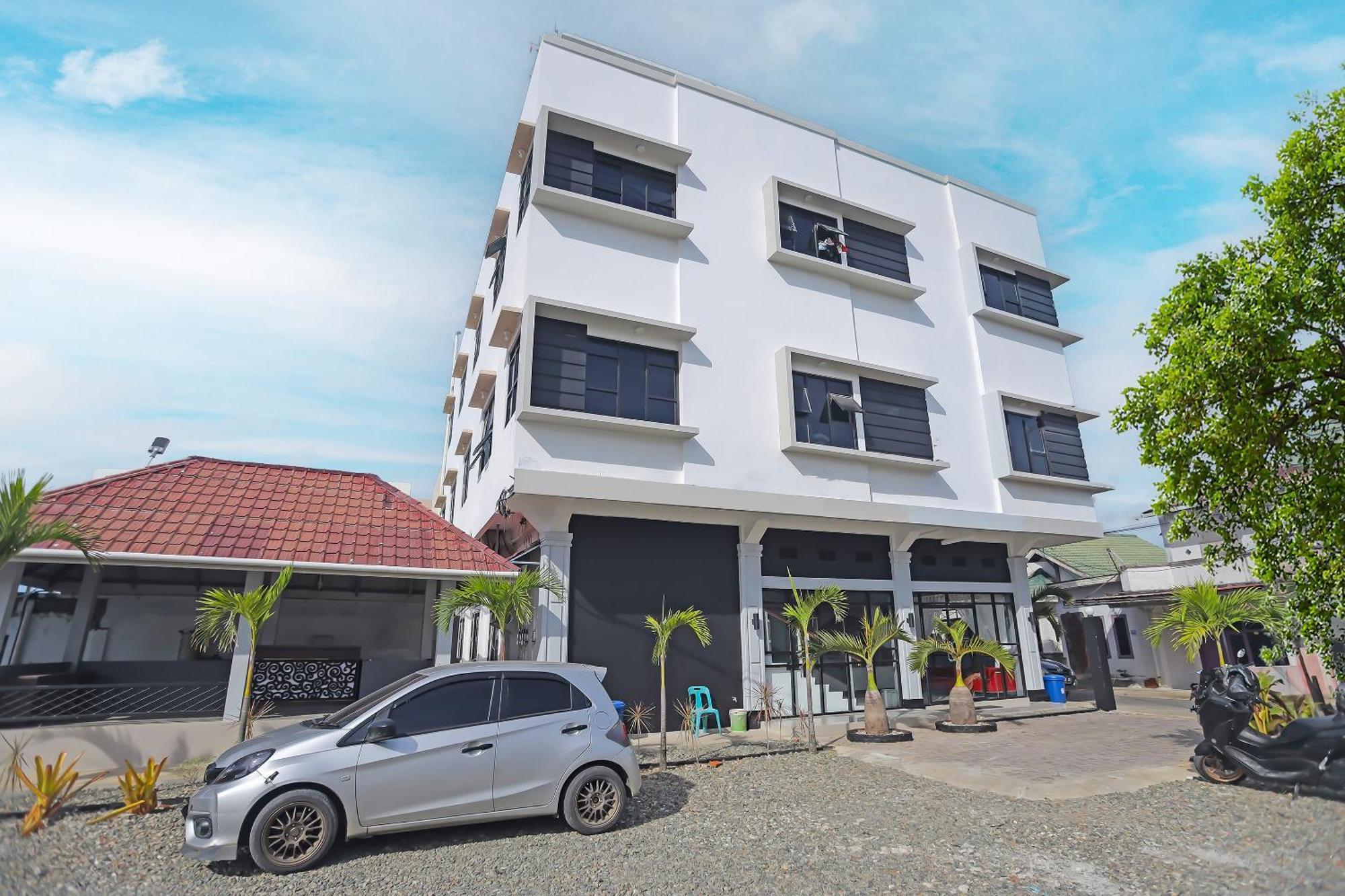 Super Oyo Capital O 92096 Kuala Ulee Lheue Residence Syariah Banda Aceh Buitenkant foto